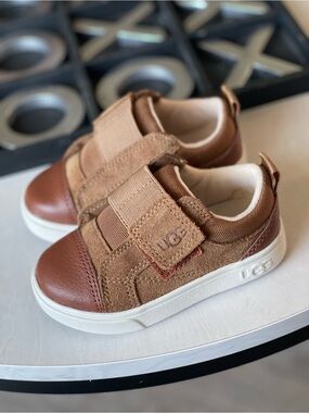 UGG Kids Tan & Brown Suede Leather Velcro Sneakers